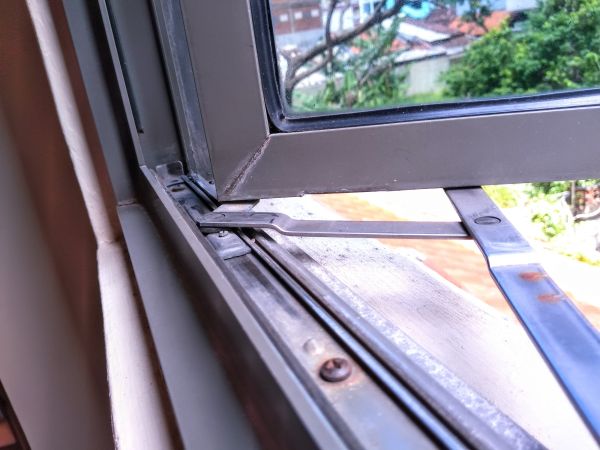 Cost of Hinged Window Replacement in Torrance